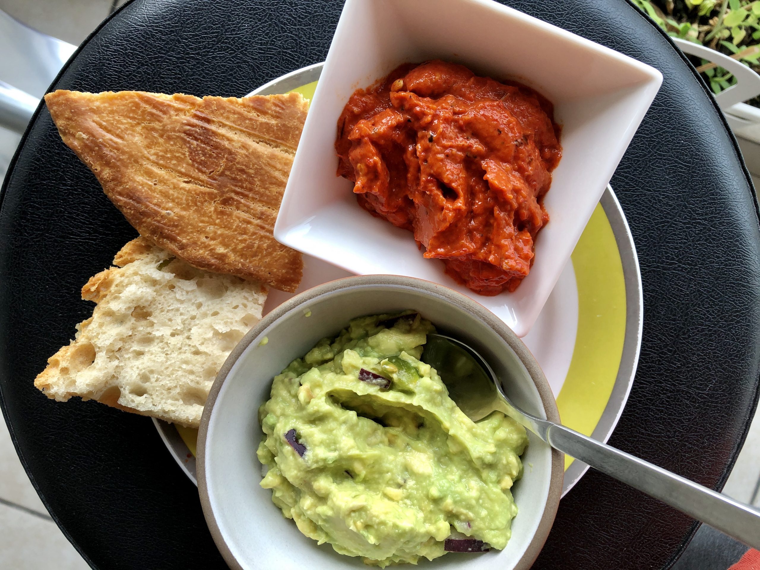 Serving ajvar