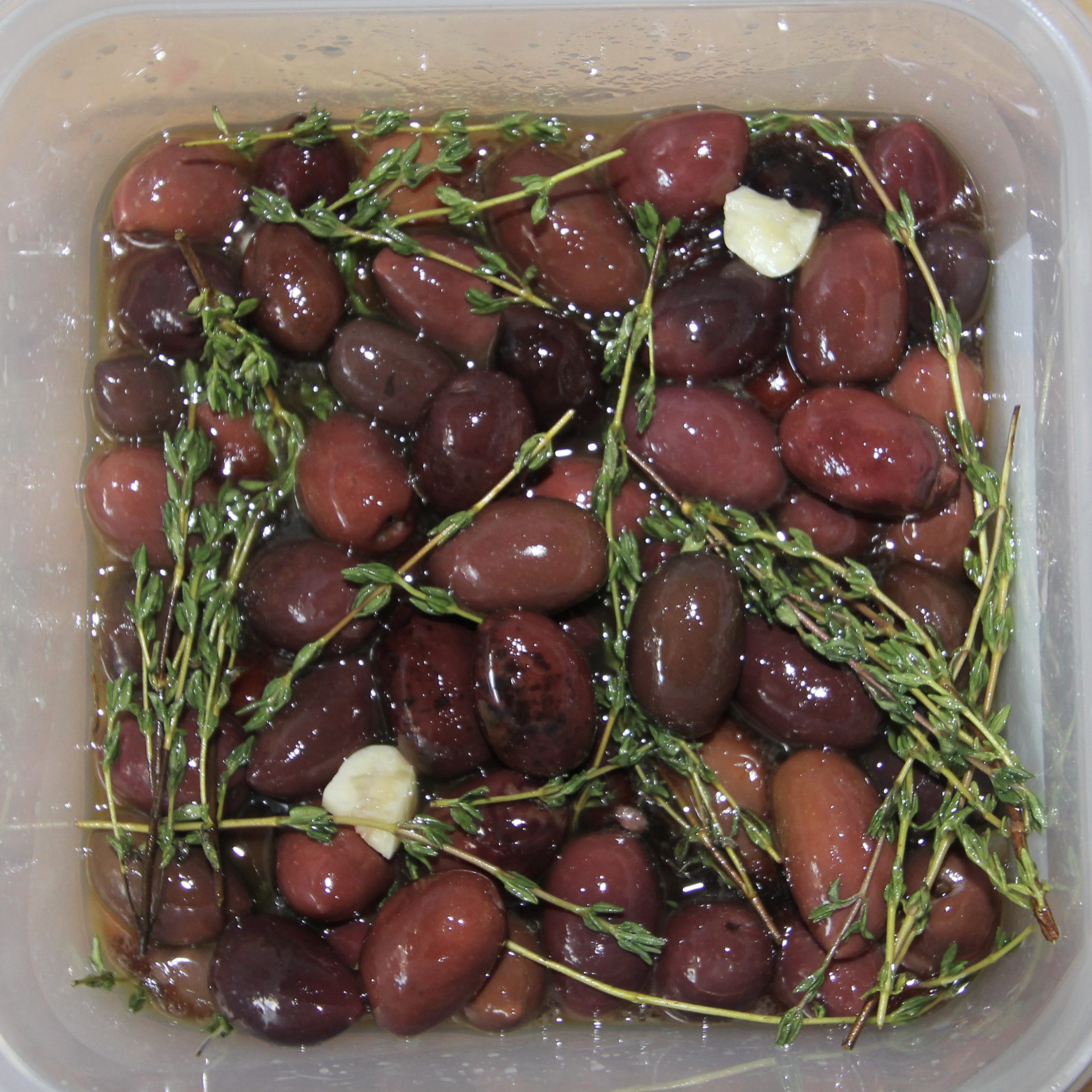 Kalamata olives with thyme and garlic