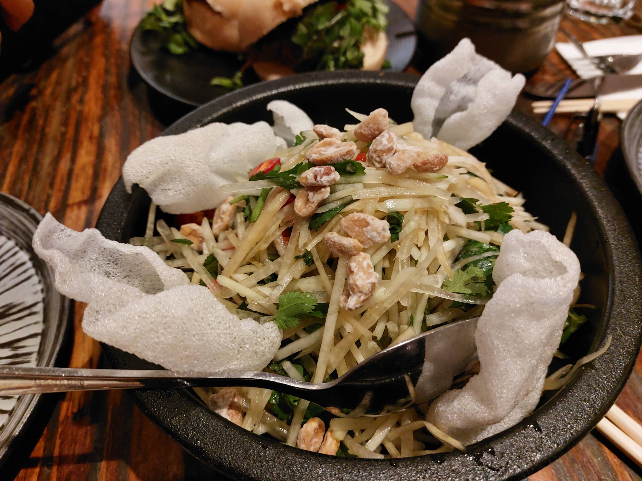 papaya salad, also known as som tum