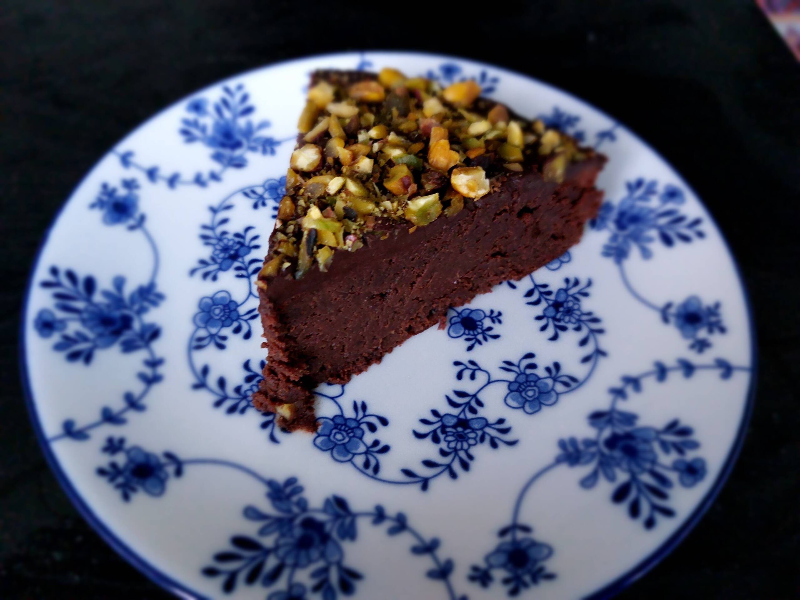 Torta Caprese: A Decadent Chocolate Almond Cake